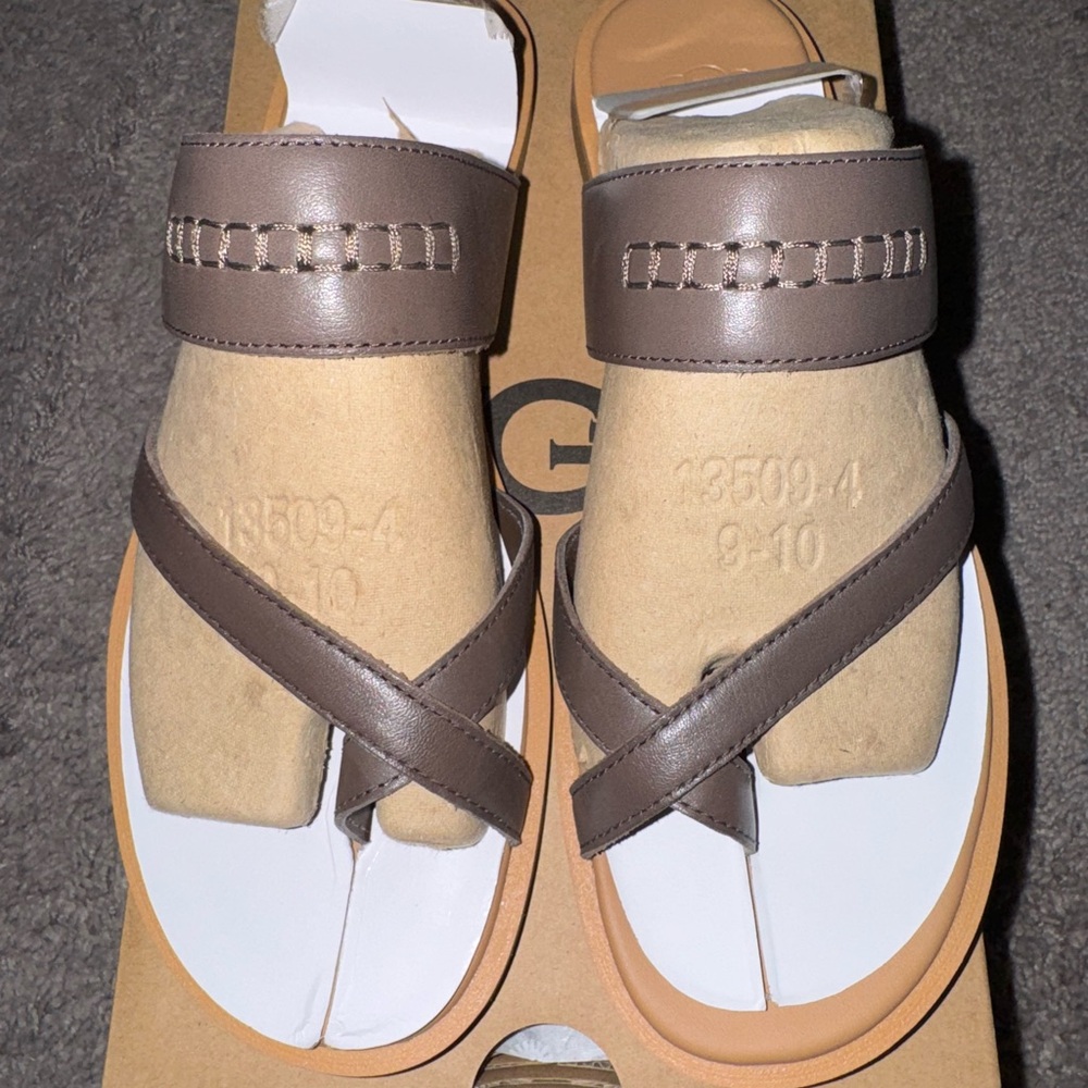 UGG Zahara Slide II *NEW*